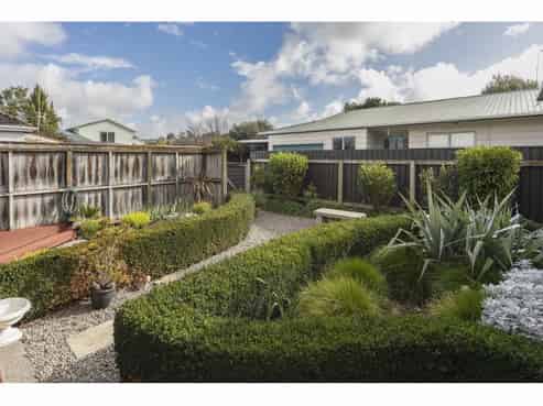 6  Grey Street, Feilding