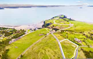 14 Sophia Road, Algies Bay