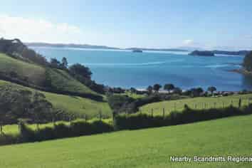 14 Sophia Road, Algies Bay