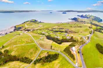 14 Sophia Road, Algies Bay