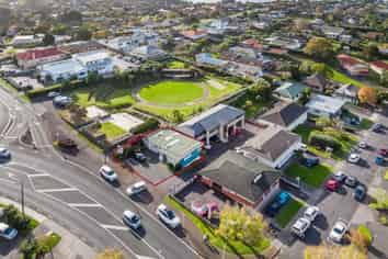 Property investment with long-term medical tenant