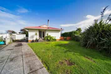 13 Hughson Place, Opunake