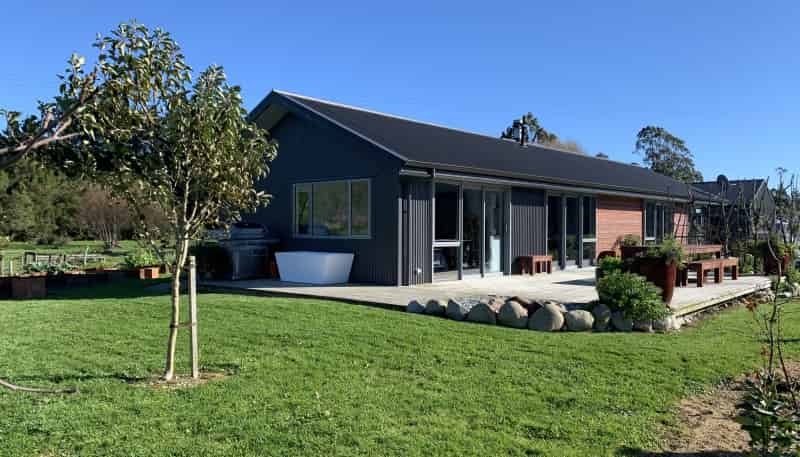 60 New River Road, Marsden