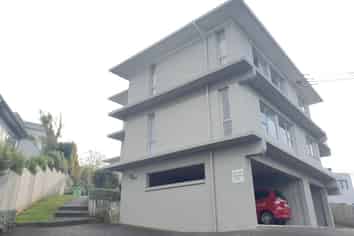 8 Yattendon Road, Saint Heliers