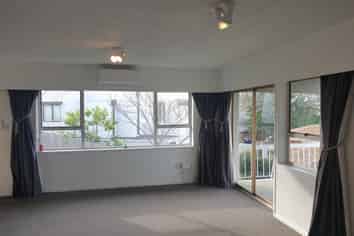 8 Yattendon Road, Saint Heliers