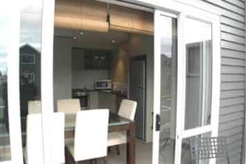 Rm 3 Unit/31 Poulson Street, Addington