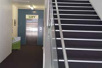 Office Kings Building For Lease