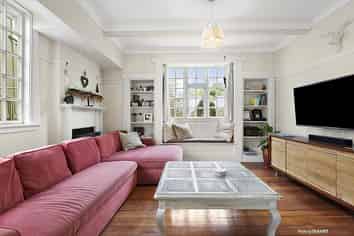 145 Kelburn Parade, Kelburn