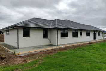 27 Breton Drive, Waipu