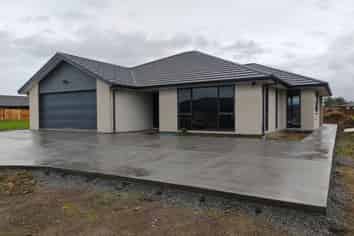 27 Breton Drive, Waipu