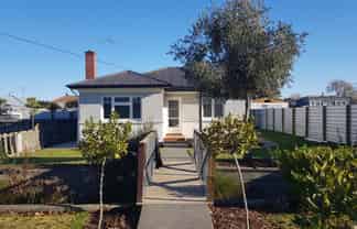 27 Brucefield Ave, Netherby