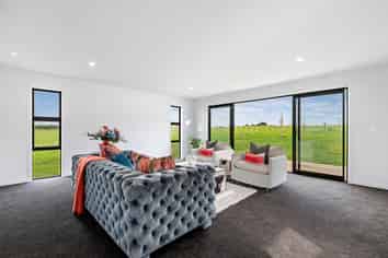 160 Batty Road, Kingseat