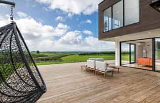 160 Batty Road, Kingseat