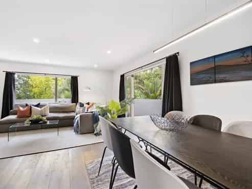 2/15 Waterloo Street, Howick