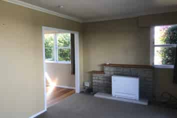 64 May Street, Hillcrest