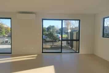 Unit 1, 13 Leamington Street, Addington