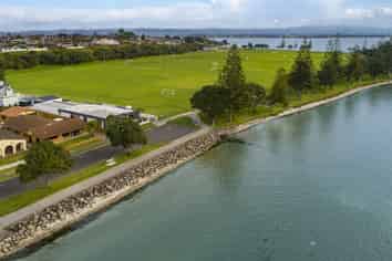 269 Beach Road, Matua