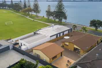 269 Beach Road, Matua