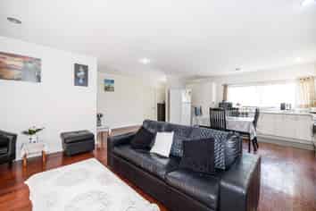 23 Neta Grove, Henderson