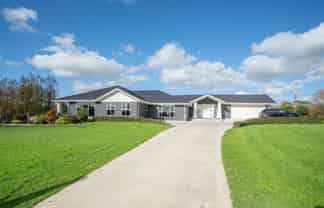 2 Tutakarae Road, Kelvin Grove