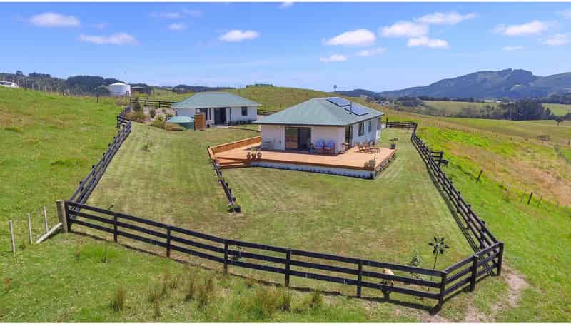 608A West Coast Road, Kaukapakapa