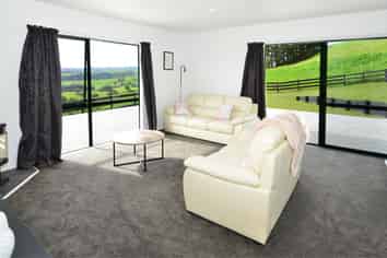 608A West Coast Road, Kaukapakapa