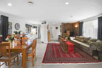 115 Carnoustie Drive, Wattle Downs