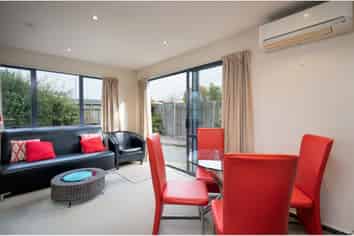 25 Huxley Street, Sydenham