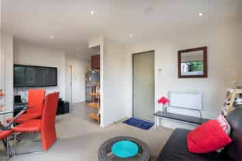 25 Huxley Street, Sydenham