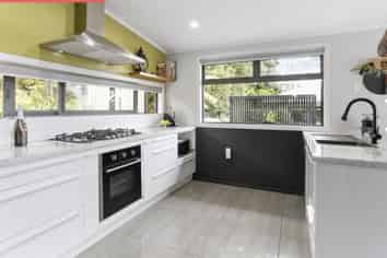 14 Konini Road, Titirangi