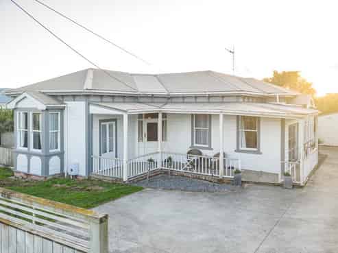 4 Rawhiti Place, Saint Johns Hill