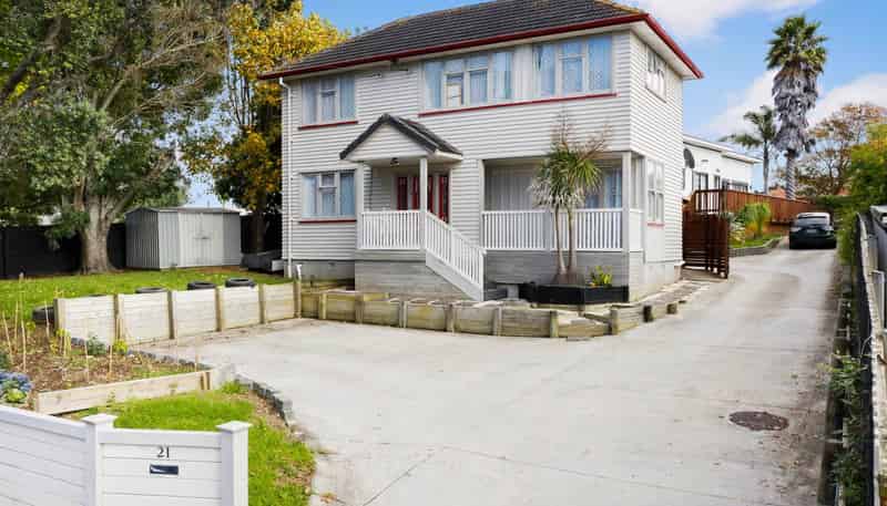 21 Chiltern Crescent, Glen Innes