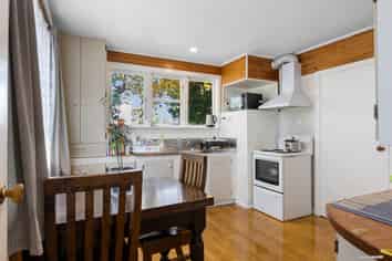 21 Chiltern Crescent, Glen Innes