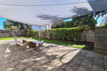 CBRE - Penrose Office with Warehouse