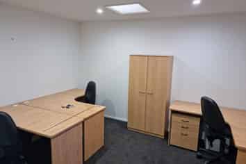 $20,000pa gross rental - office only