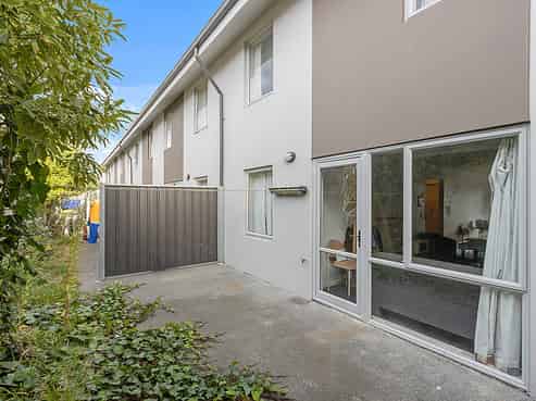 20/336 Lincoln Road, Addington