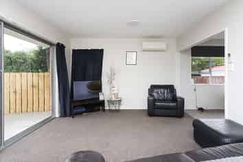 21 Besant Place, Avondale