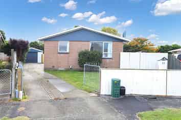 21 Besant Place, Avondale