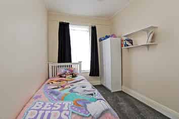 913 Willowpark Road North, Mayfair