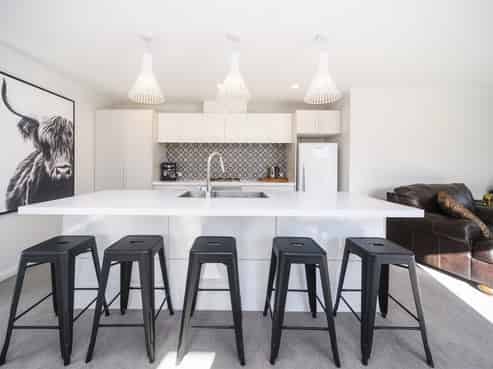 36A Botanical Road, Takaro