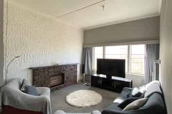 Taranaki - Address withheld