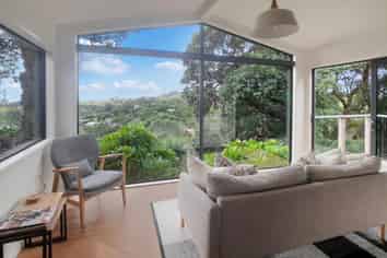 Auckland - Address withheld