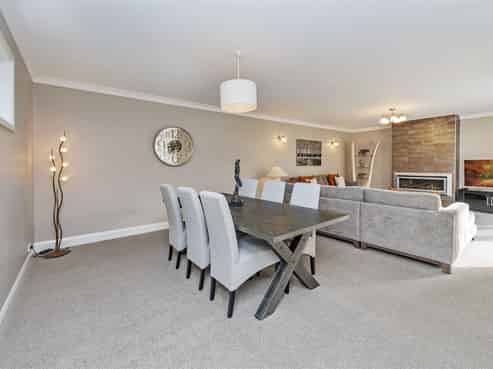 105A Aorangi Road, Bryndwr