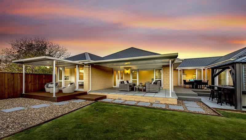 105A Aorangi Road, Bryndwr