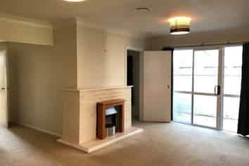 1/272 Birkdale Road, Birkdale