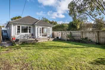 1/8 Mangaroa Hill Road, Maoribank