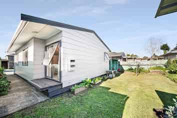 2/8 Tennessee Avenue, Mangere East