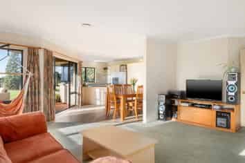 207b Peers Road, Omanawa