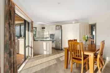 207b Peers Road, Omanawa