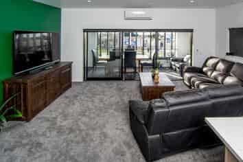 5/85 Stanmore Road, Linwood